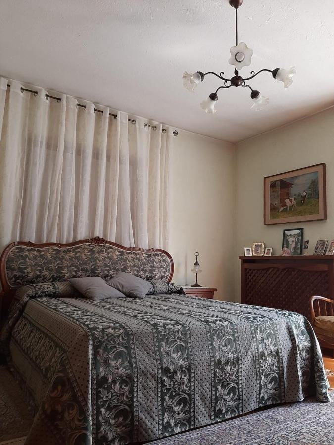 Les Hirondelles Bed & Breakfast Fenis Exterior photo